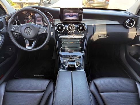 Used 2016 Mercedes-Benz C 300 Sedan image 11