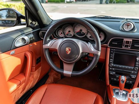 Used 2010 Porsche 911 Carrera S RWD image 40