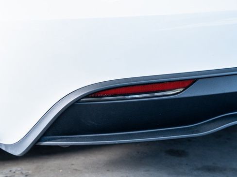 Used 2025 Tesla Model 3 Long Range image 24