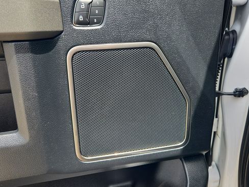 Used 2018 Ford F150 Raptor w/ Equipment Group 802A Luxury AWD/4WD image 13
