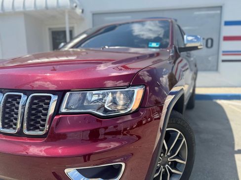 Used 2020 Jeep Grand Cherokee Limited image 5