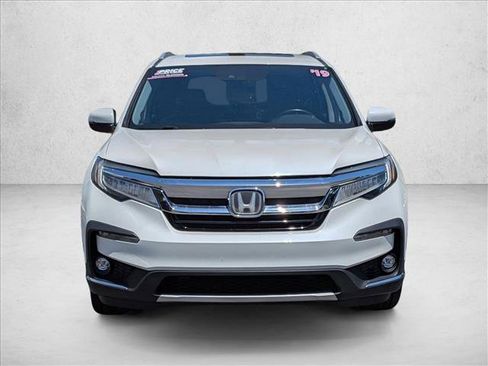 Used 2019 Honda Pilot Touring image 2