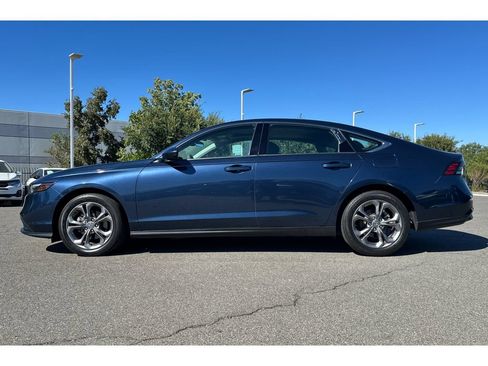 Used 2024 Honda Accord EX image 2