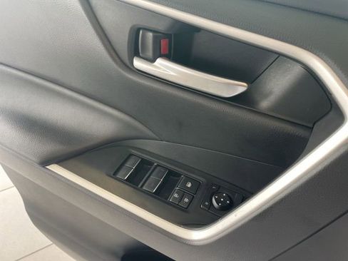 Used 2023 Toyota RAV4 XLE image 21