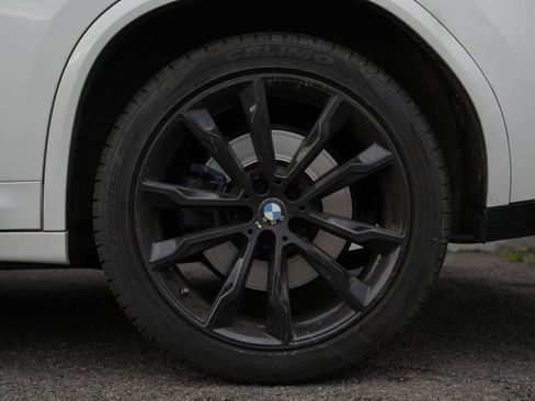 Used 2022 BMW X4 xDrive30i w/ M Sport Package 2 AWD/4WD image 14