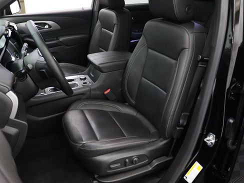 Used 2023 Chevrolet Traverse LT AWD/4WD image 15