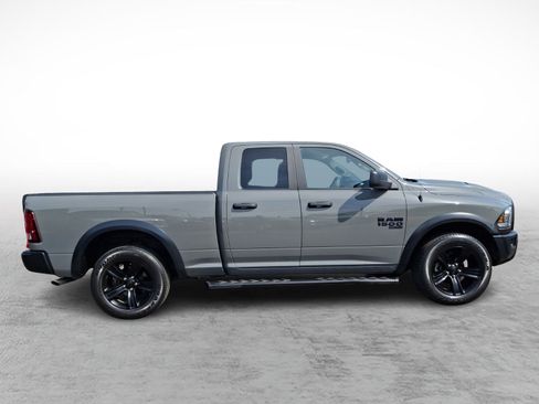 Used 2022 RAM 1500 Classic Warlock w/ Ceramic Gray Warlock Package AWD/4WD image 7