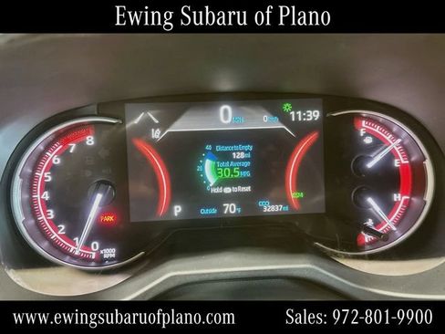 Used 2025 Toyota RAV4 XLE FWD image 12
