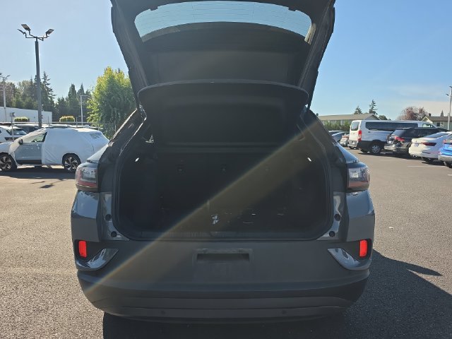Used 2023 Volkswagen ID.4 2WD image 4