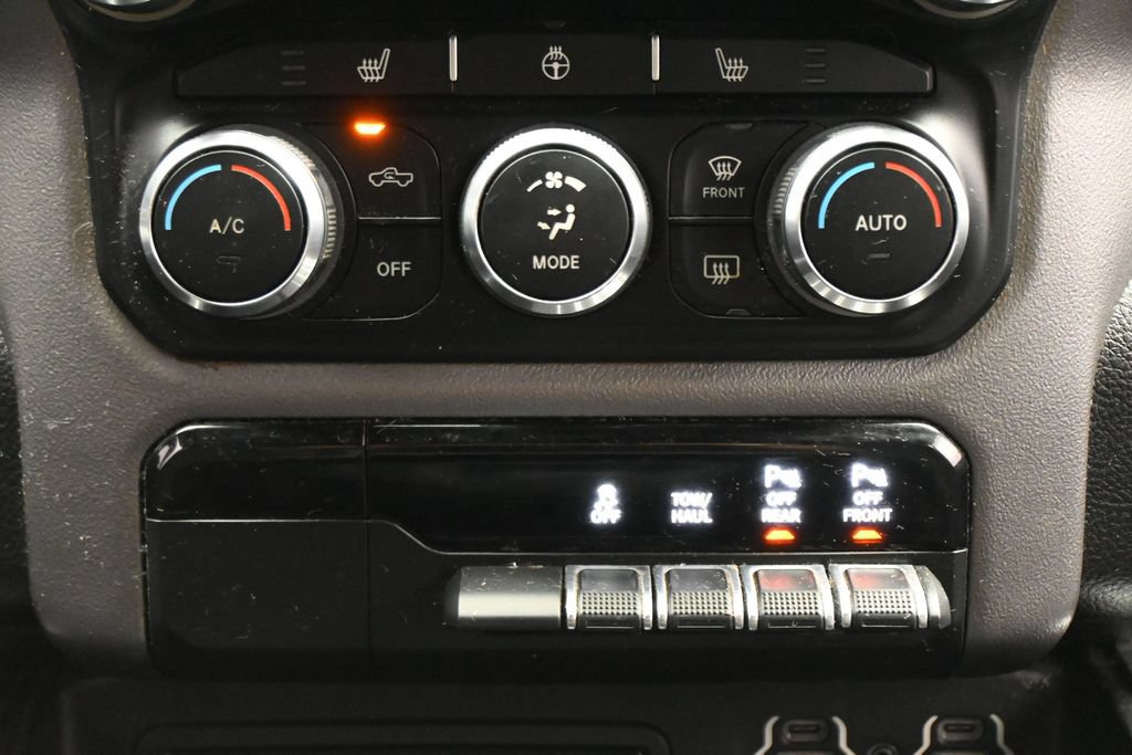 Used 2019 RAM 1500 Big Horn AWD/4WD image 19