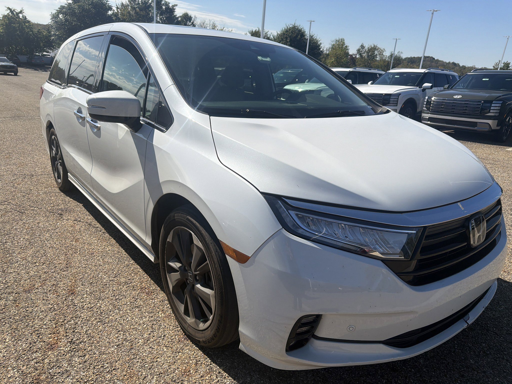 Used 2022 Honda Odyssey Elite image 6