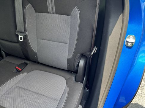 Used 2025 Chevrolet Blazer LT FWD image 34