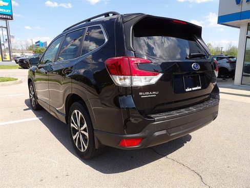 Used 2022 Subaru Forester Limited AWD/4WD image 3