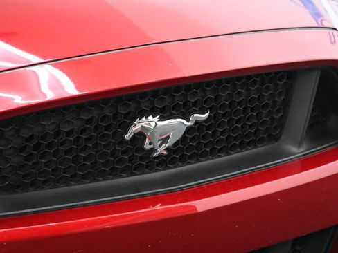 Used 2016 Ford Mustang GT Premium RWD image 11