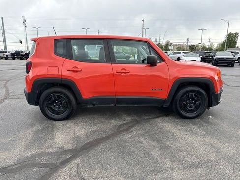 Used 2018 Jeep Renegade Sport w/ Power & Air Group FWD image 8