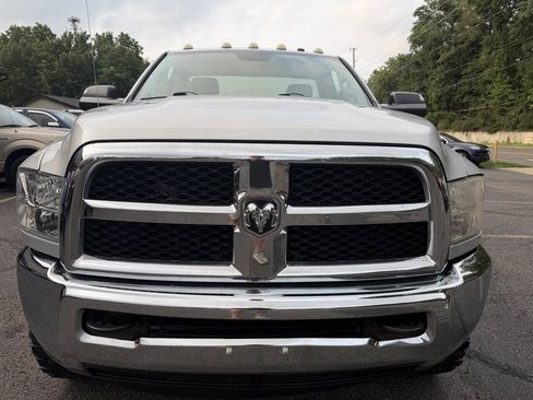 Used 2015 RAM 2500 Tradesman w/ Chrome Appearance Group AWD/4WD image 12