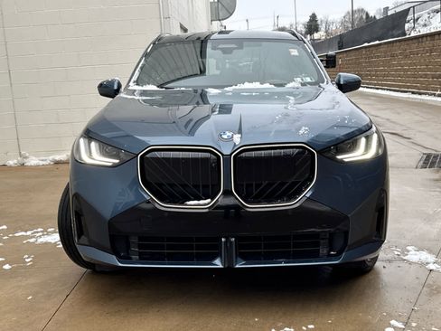 Certified 2025 BMW X3 xDrive30i image 2