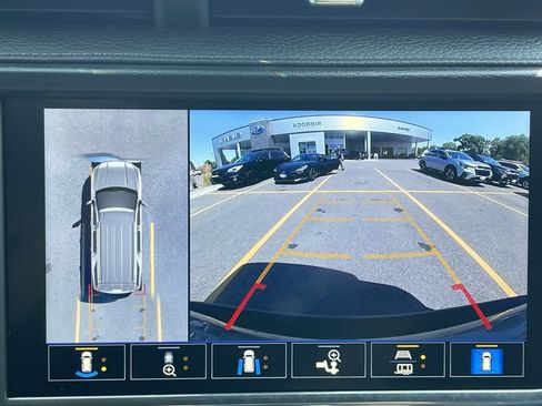 Used 2021 GMC Yukon Denali w/ Denali Ultimate Package AWD/4WD image 36