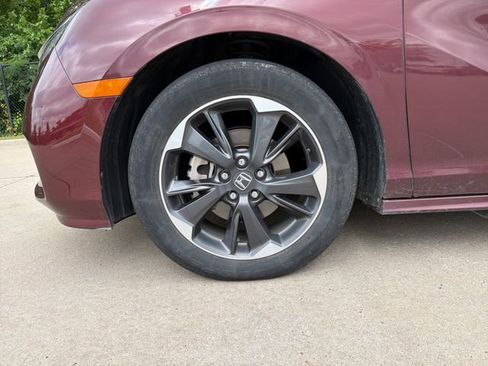 Used 2021 Honda Odyssey Elite image 9