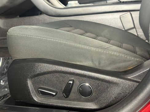Used 2017 Ford Fusion SE w/ Fusion SE Technology Package FWD image 21