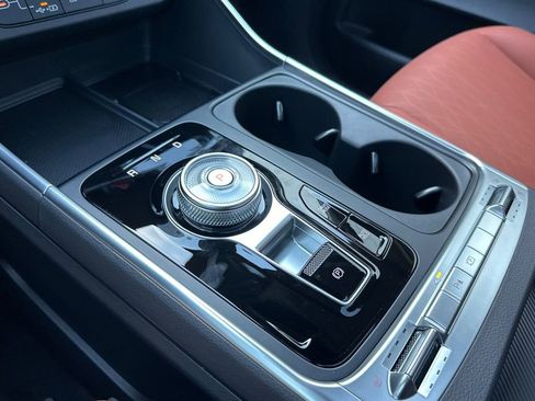 New 2026 Kia Carnival SX FWD image 23