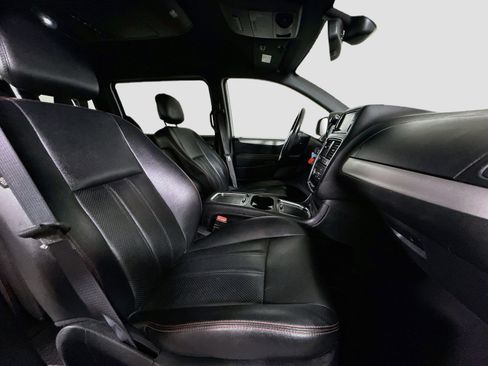 Used 2019 Dodge Grand Caravan GT FWD image 28