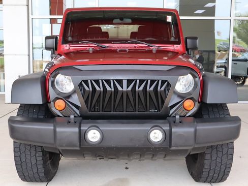 Used 2013 Jeep Wrangler Sport AWD/4WD image 2