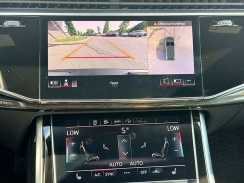Used 2023 Audi Q7 2.0T Premium w/ Convenience Package AWD/4WD image 32