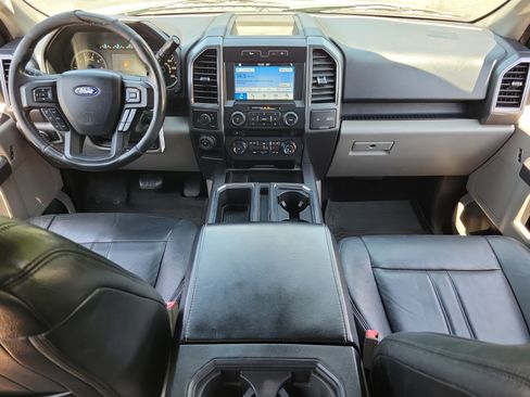 Used 2018 Ford F150 XLT w/ Equipment Group 302A Luxury RWD image 11