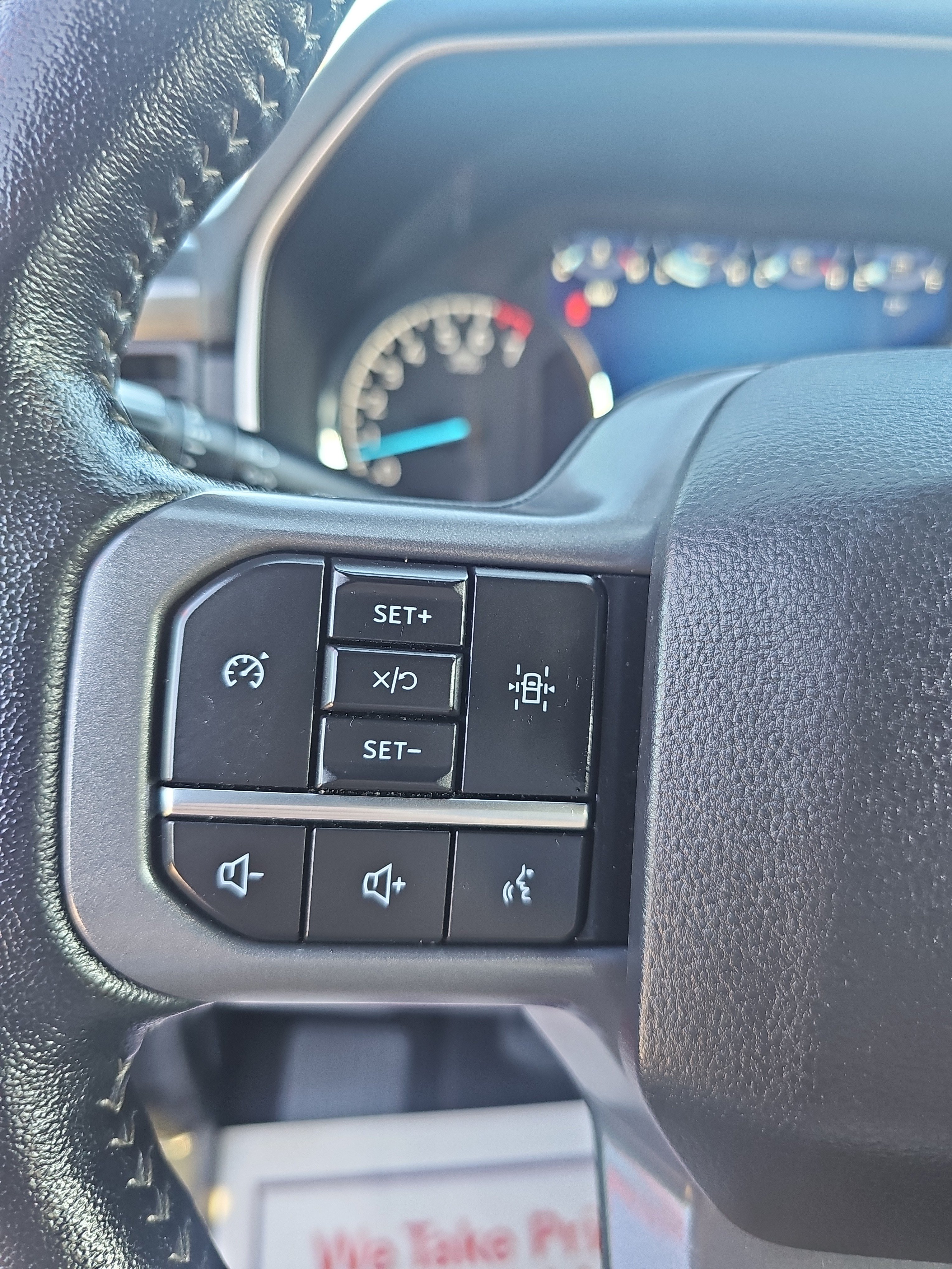 Used 2022 Ford F150 XLT w/ Equipment Group 302A High AWD/4WD image 25