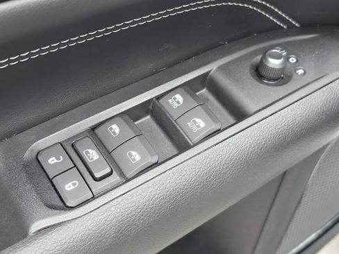 Certified 2022 Jeep Compass Latitude w/ Convenience Group AWD/4WD image 17
