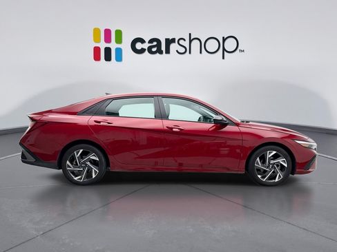 Used 2025 Hyundai Elantra Sport FWD image 6