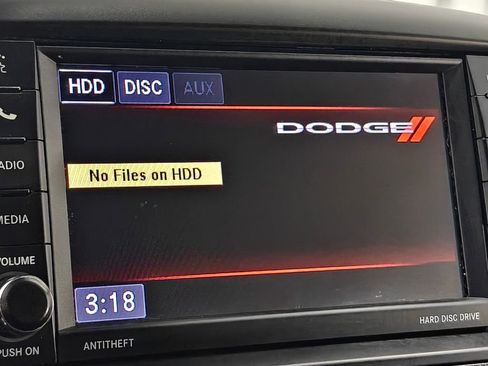 Used 2019 Dodge Grand Caravan SE FWD image 9