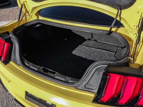 Used 2018 Ford Mustang GT w/ Black Accent Pkg image 37