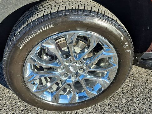 Used 2023 Chevrolet Tahoe LS image 17