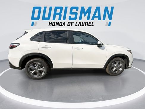 New 2026 Honda HR-V LX image 9