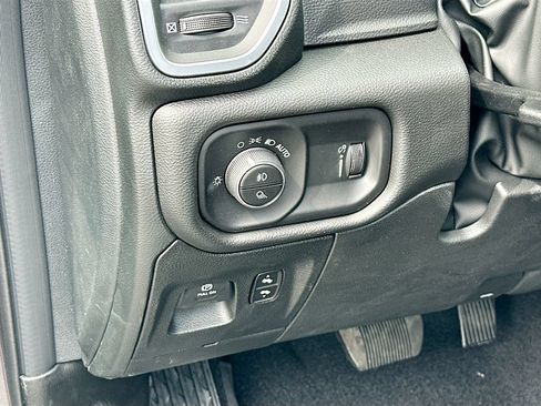 New 2026 RAM 1500 Big Horn AWD/4WD image 14
