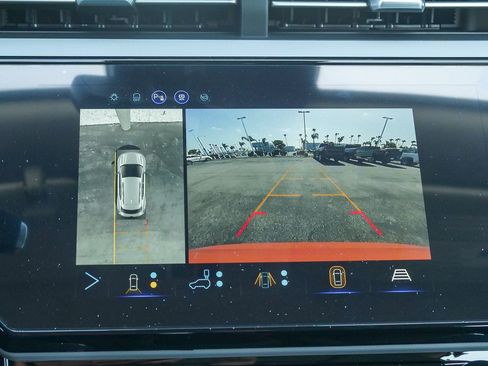 New 2027 Chevrolet Bolt RS w/ Technology Package FWD image 23