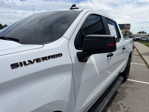 Used 2024 Chevrolet Silverado 1500 RST w/ Redline Edition AWD/4WD image 10
