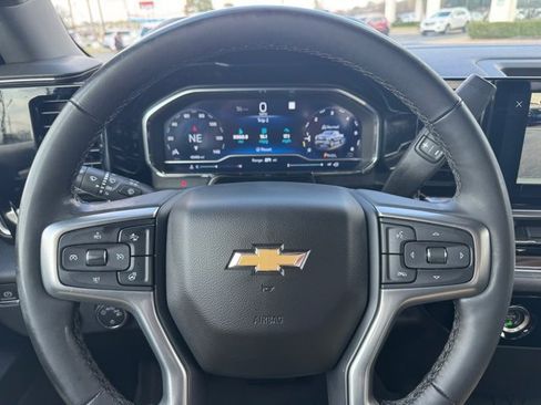 Used 2023 Chevrolet Silverado 1500 LT image 9