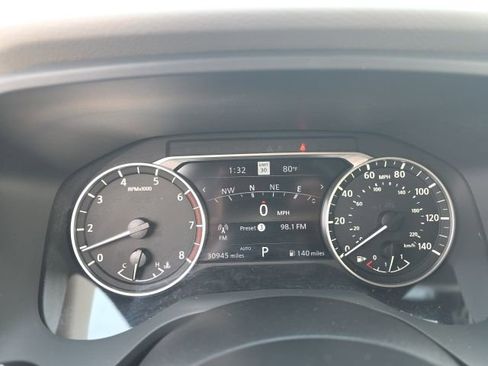 Used 2023 Nissan Rogue SL w/ SL Premium Package image 18