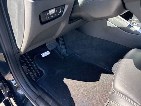 Used 2024 BMW 430i xDrive Convertible image 12