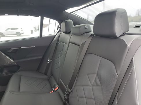 New 2026 BMW 550e xDrive 550e xDrive w/ Executive Package image 23