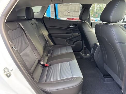 New 2026 Chevrolet Trax LT image 32