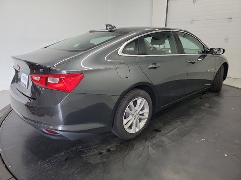 Used 2018 Chevrolet Malibu LT FWD image 9
