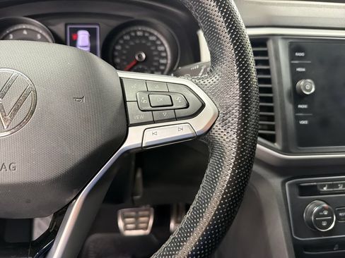 Used 2021 Volkswagen Atlas SE w/ Towing Package FWD image 21
