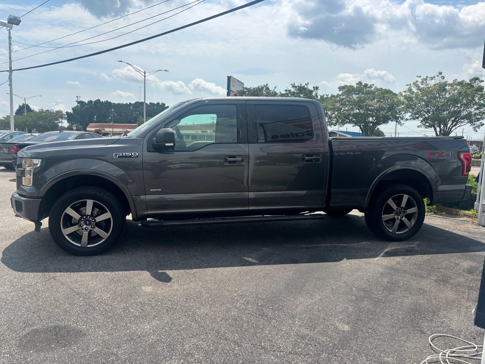 Used 2015 Ford F150 XLT w/ Equipment Group 302A Luxury AWD/4WD image 7