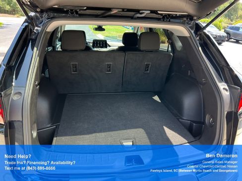 Used 2025 Chevrolet Blazer LT FWD image 18