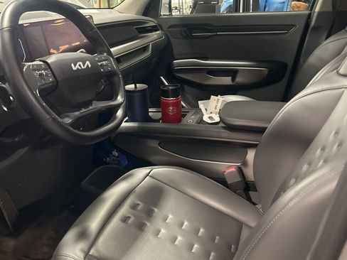 Certified 2024 Kia EV9 Wind AWD/4WD image 5