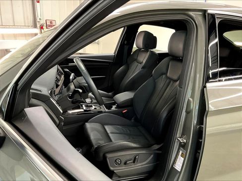 Used 2023 Audi Q5 2.0T Premium w/ Convenience Package AWD/4WD image 27
